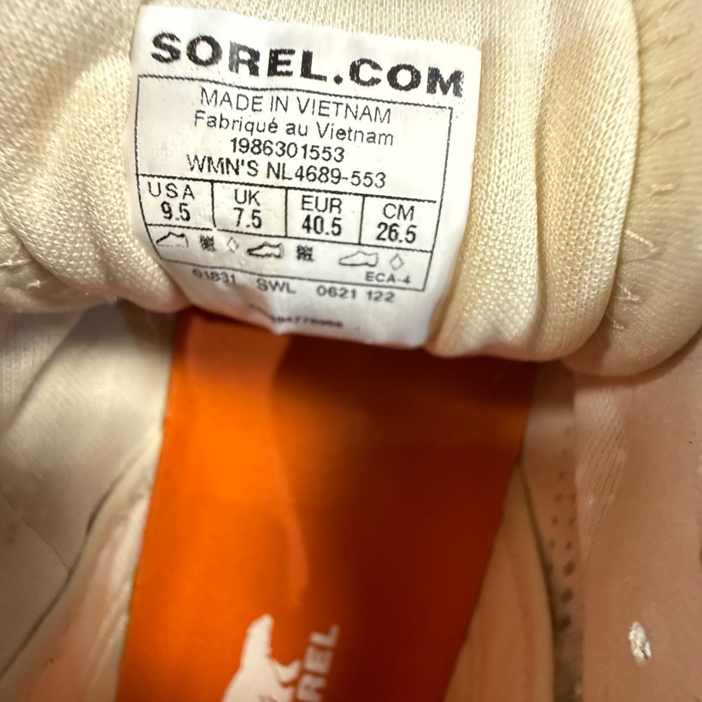 Sorel Women's Breakthrough Tech Sneaker Sz 9.5 Lace Up Purple White Yellow - Picture 3 of 12